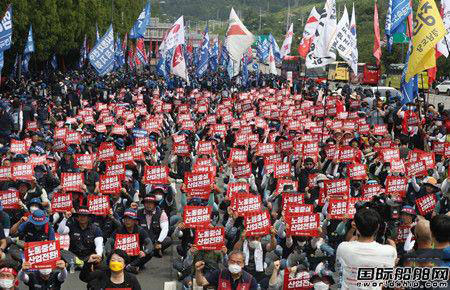 警察硬上？工人服软！韩国大宇造船罢工事件迎来大结局